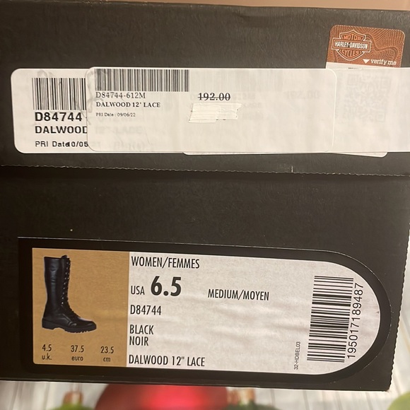 Women’s Harley Davidson Boots - Picture 3 of 10